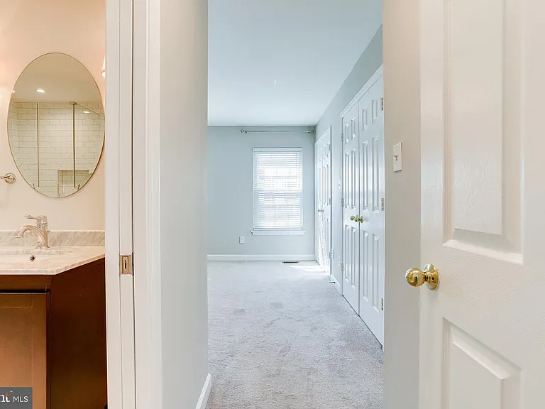 1706 S Edgewood St — Photo 59