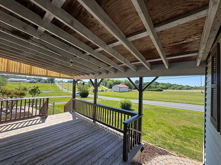 360 Chrome Rd — Photo 39