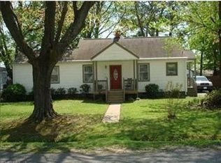 42 Newport Ave, Newport News, VA 23601