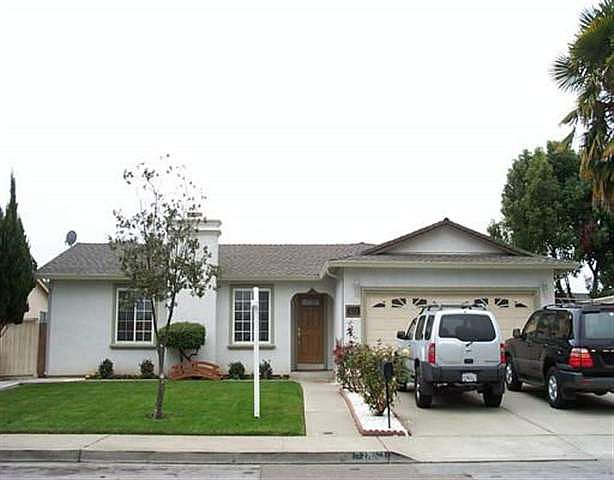 1st image of 2701 S Meadowlark Dr