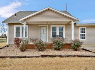 1531 N Prairie Creek Rd, Andover, KS 67002