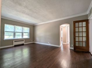 5425-33 W Martin Dr, Milwaukee, WI 53208