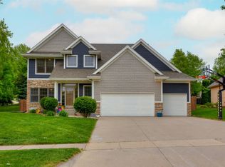 15199 Beechwood Ave, Clive, IA 50325