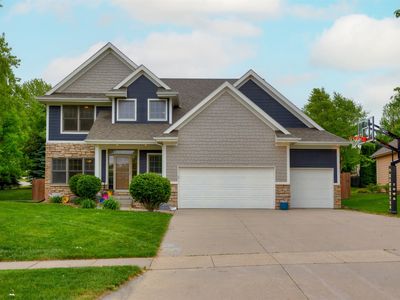 15199 Beechwood Ave, Clive, IA, 50325