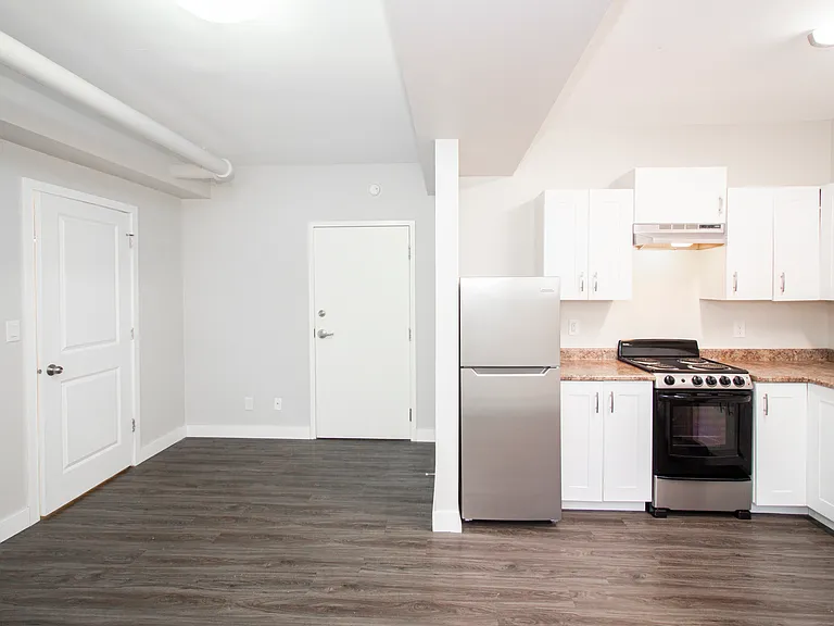 834 Grosvenor Ave #A — Photo 21