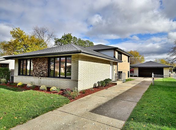 2nd image of 8717 McVicker Ave