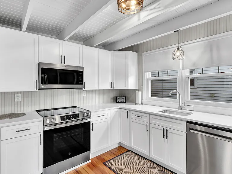 7 Whitecap Rd — Photo 5