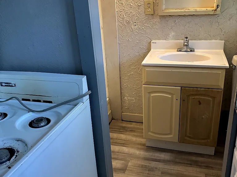 411 Lincoln St #3 — Photo 3