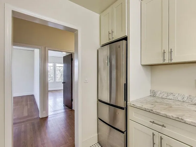 465 Bellevue Ave #31 — Photo 5