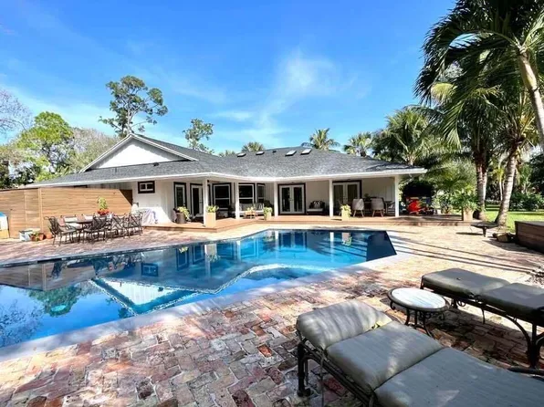 14256 Greentree Trail, Wellington, FL 33414