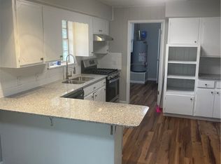 41 Old Depot Rd, Farmington, AR 72730