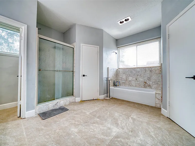 7606 Portal Dr — Photo 25