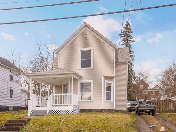 144 19th St NW, Barberton, OH 44203