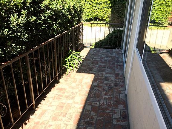 2nd image of 420 Ellwood Beach Dr