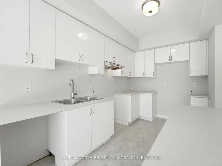 660 Colborne St W #83 — Photo 9