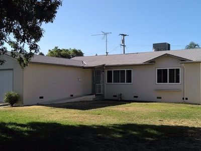 15473 W D St, Kerman, CA, 93630