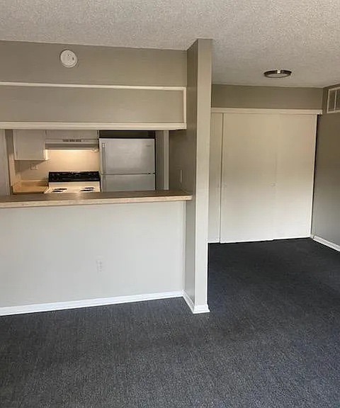 6676 Whispering Oak Pl #4 — Photo 6