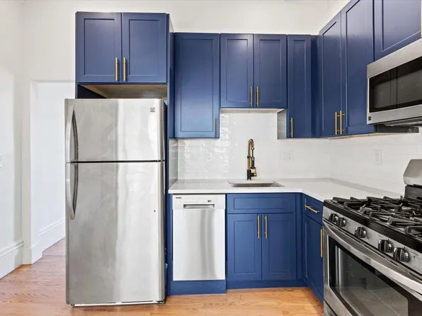 301 Bunker Hill St APT 2, Charlestown, MA 02129