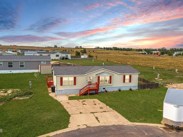 3817 22nd Ave W, Williston, ND 58801
