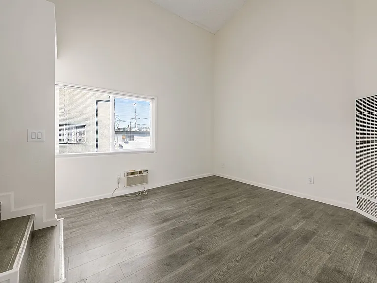 MC Eleanor, LLC — Photo 8