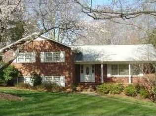 309 2nd Ave NE, Conover, NC 28613