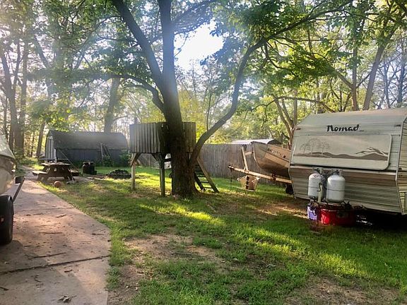 4th image of 10567 Sleepy Hollow Ln