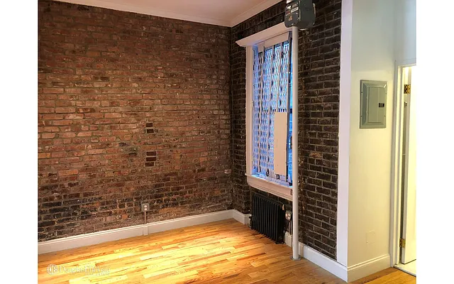 Rented by Douglas Elliman | media 13