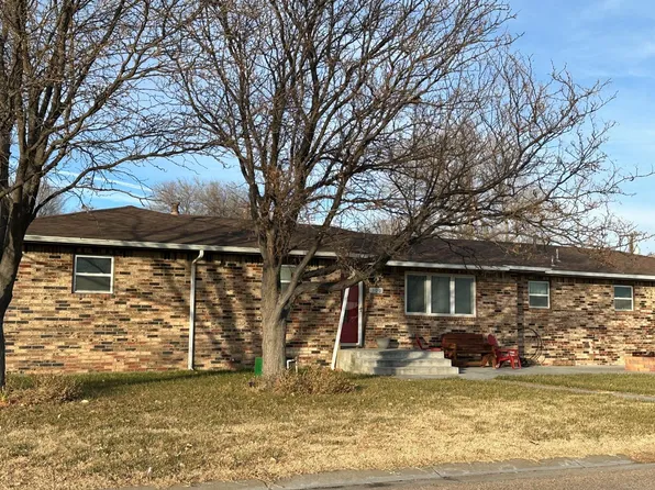 500 E 3rd St, Hugoton, KS 67951