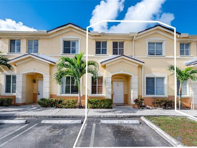 6940 NW 177th St APT 103, Hialeah, FL, 33015