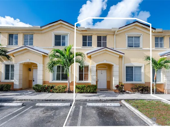 6940 NW 177th St APT 103, Hialeah, FL 33015
