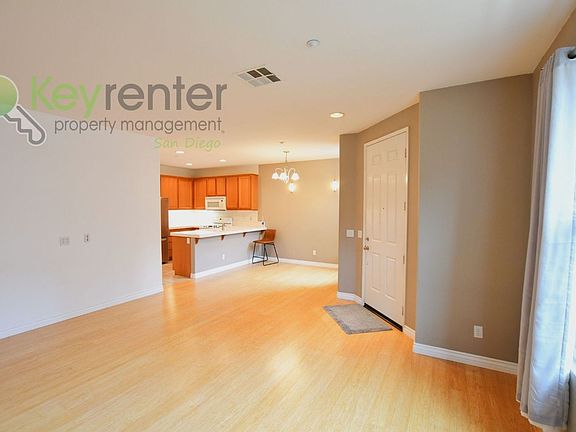 5th image of 1628 Avery Rd
