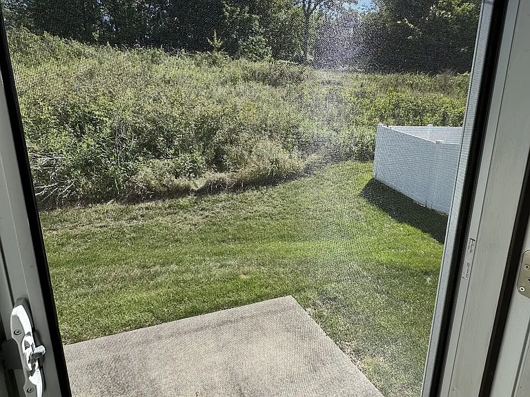 2436 Winthrop Dr — Photo 41