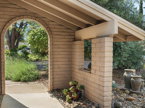 3rd image of 2276 El Cejo Cir