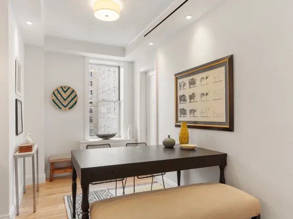 317 West 89th Street image 4 of 15