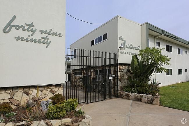 1st image of 4990 Del Monte Ave