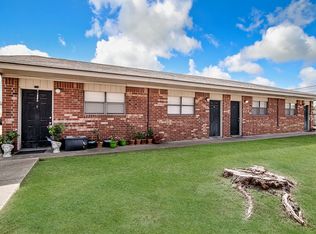 1709 Short St #B, Cleburne, TX 76033