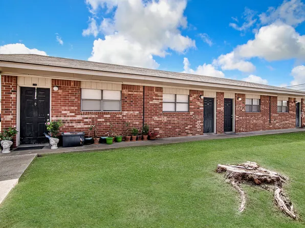 1709 Short St #B, Cleburne, TX 76033