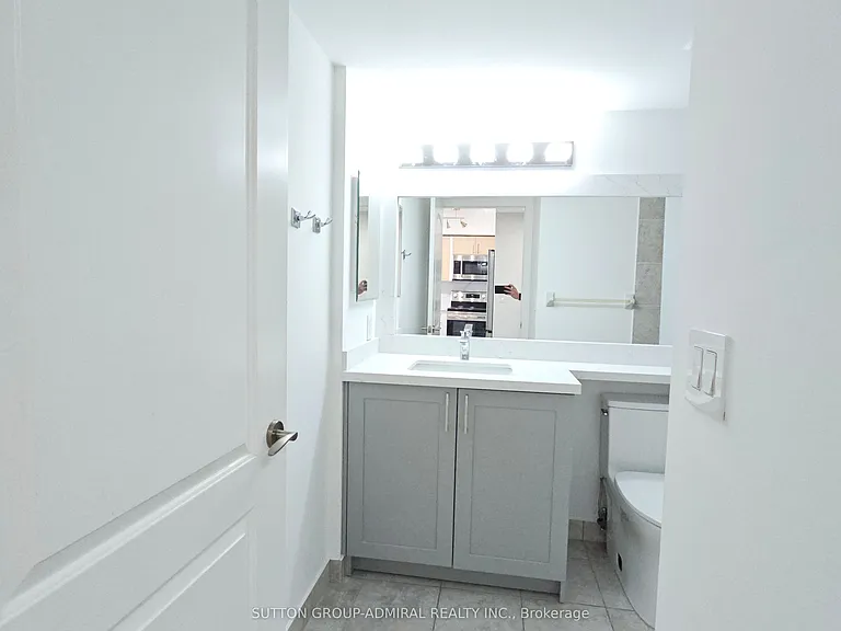 20 N Park Rd #417 — Photo 13