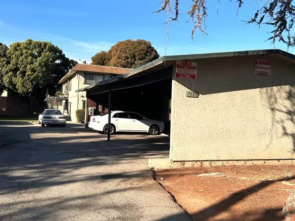 7255 East St APT 4, Gilroy, CA 95020