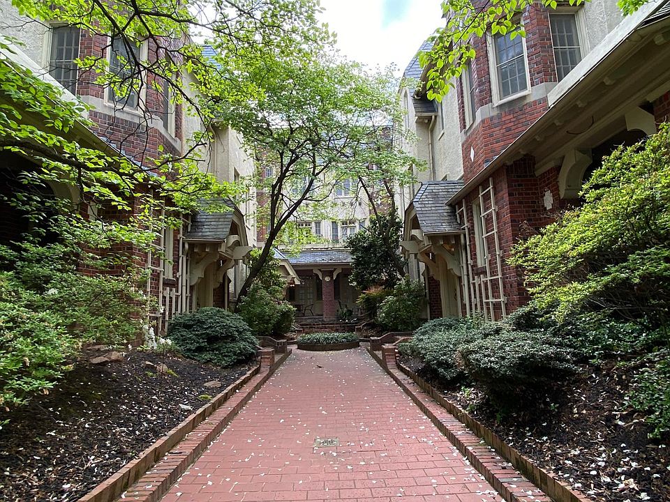 1st image of 605 N Davis Ave APT 3