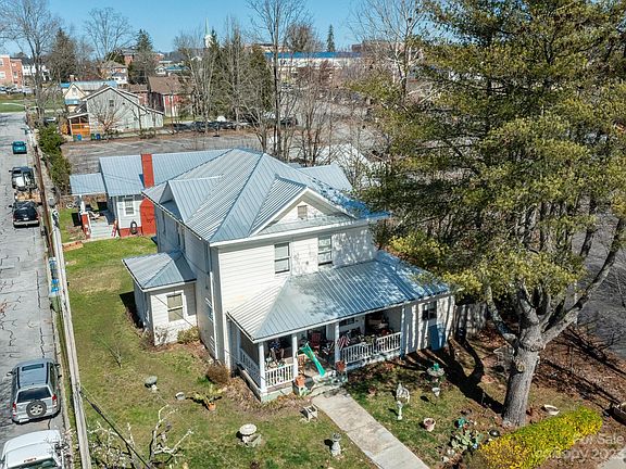 2nd image of 337 1st Ave W