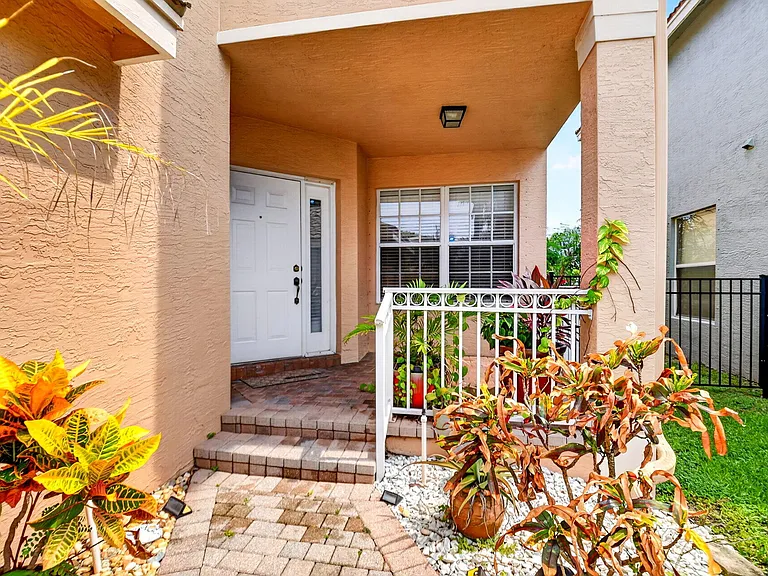 5018 Starblaze Dr — Photo 5