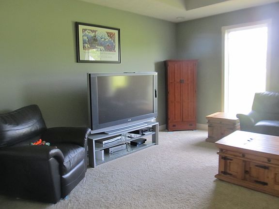 4th image of 15024 Jalee Ln