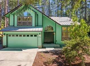 24520 Trillium Ln, Elmira, OR 97437