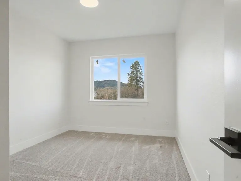2586 Promise Way — Photo 12