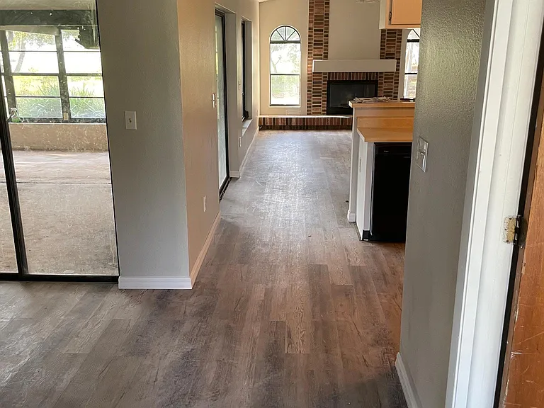 1926 Meadowridge Dr — Photo 11