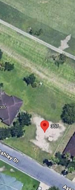 307 Ashley Dr