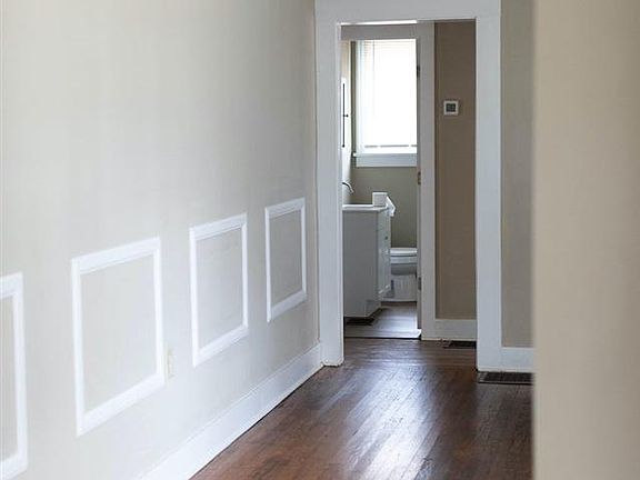 5th image of 1502 Nutwood St