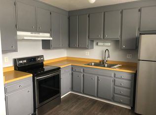 56 Lark Center Dr #D, Santa Rosa, CA 95403