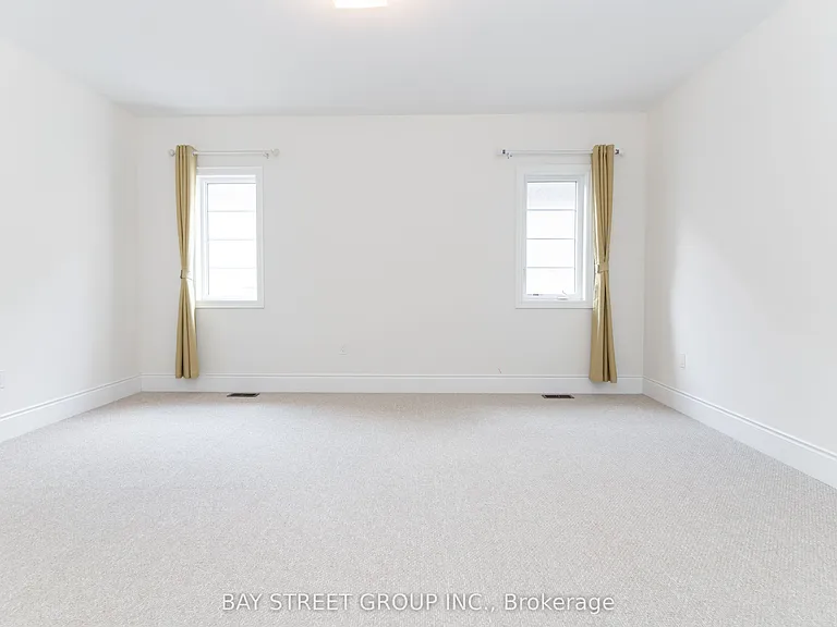 67 Nave St — Photo 27